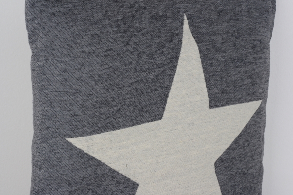 Dekorační polštář hvězda šedý 45x45cm