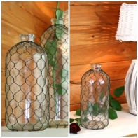 Dekorační váza sklenice s pletivem 26cm