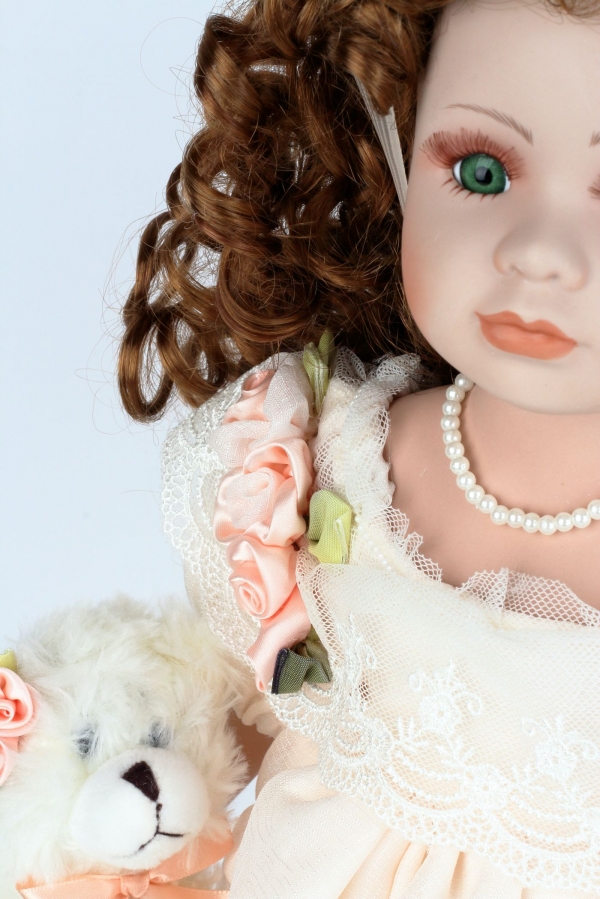 Dekorativní porcelánová panenka Matylda 48cm