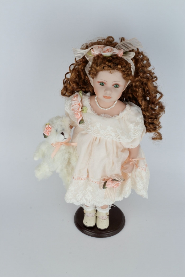 Dekorativní porcelánová panenka Matylda 48cm