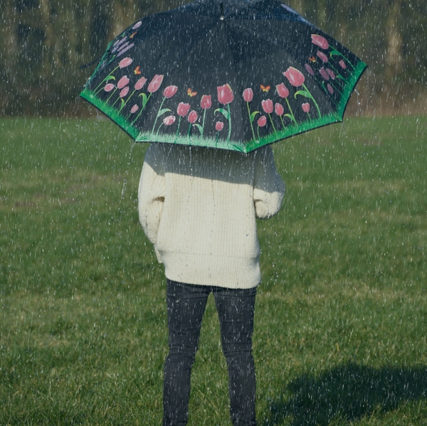 Deštník s tulipány 121,5 x 121,5 x 95 cm měnící barvy