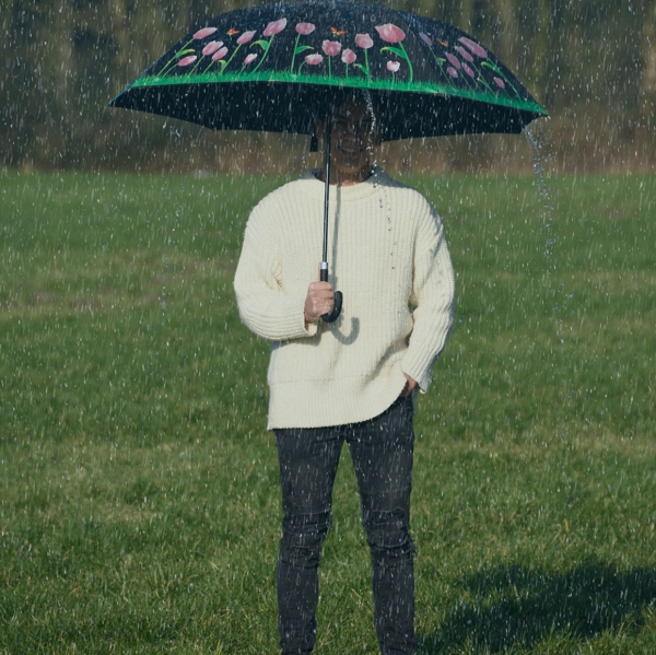 Deštník s tulipány 121,5 x 121,5 x 95 cm měnící barvy