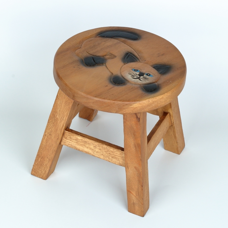 Dětská dřevěná stoličk hrající si kotě 26cm