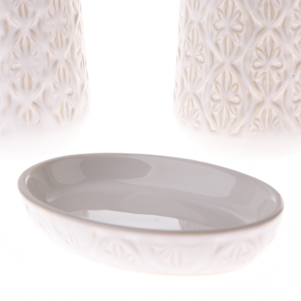 Doplňky do koupelny s ornamenty