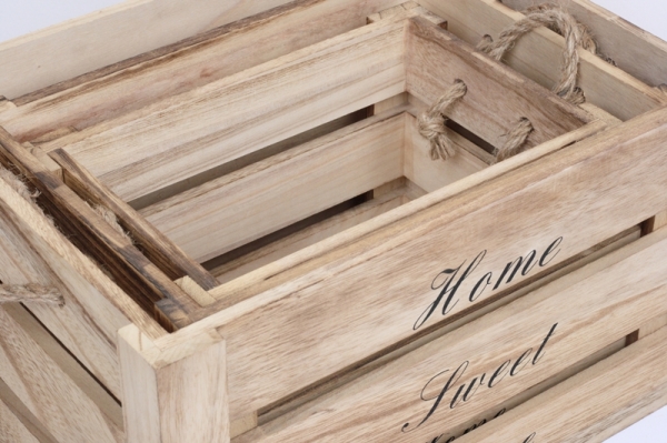 Dřevěná bedýnka Home Sweet Home 39x29x23cm