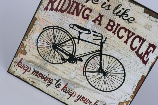 Dřevěná cedule Life is like riding a bicycle 25x25cm