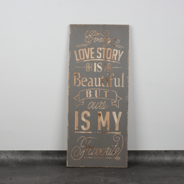 Dřevěná cedule Love story 78x33cm