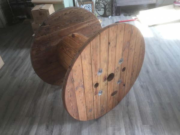 Dřevěná cívka průměr 91cm - BAZAR