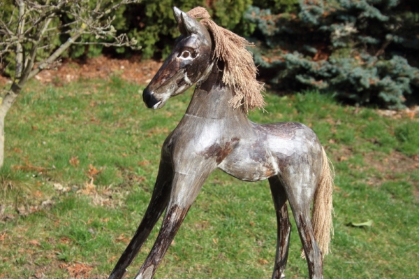 Dřevěná dekorace houpací koník 48cm