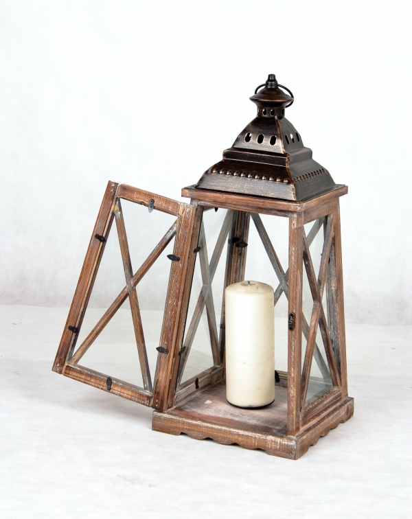 Dřevěná dekorační lucerna střední 24x24x60cm