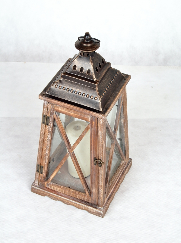 Dřevěná dekorační lucerna střední 24x24x60cm