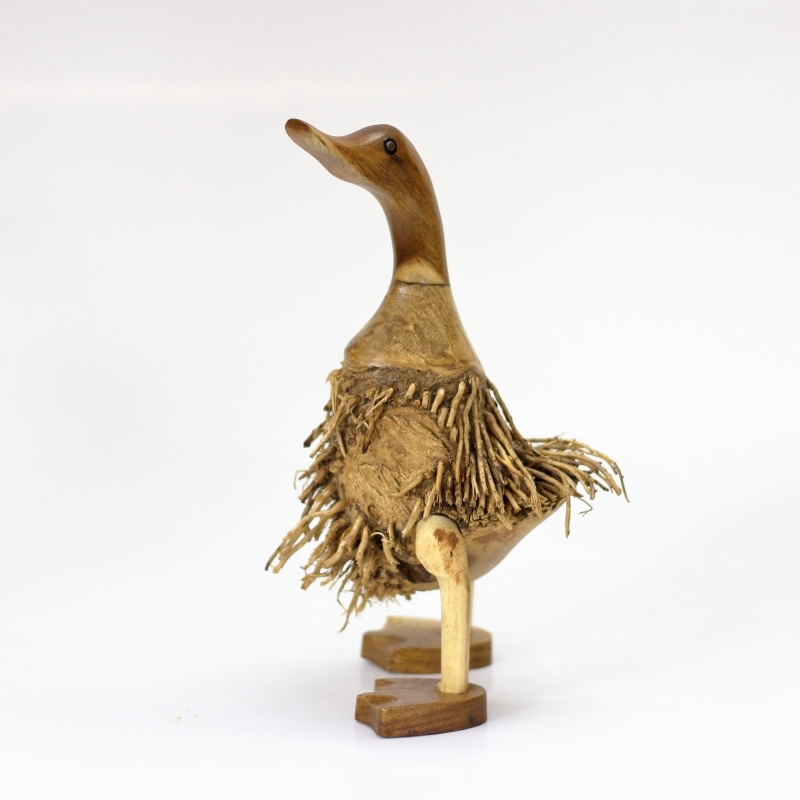 Dřevěná kačenka střapatá 22cm