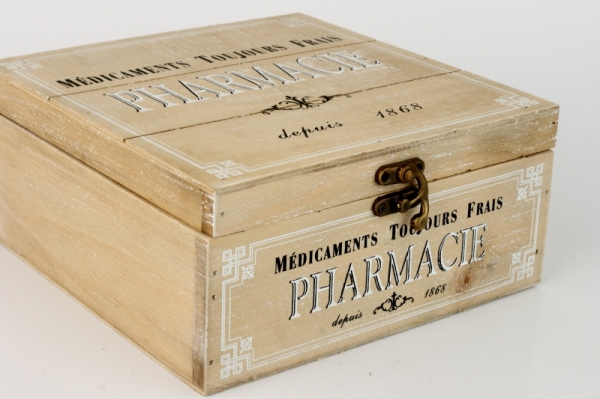 Dřevěná krabička 6864