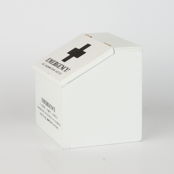 Dřevěná krabička první pomoci Emergency 15x13,6x15cm