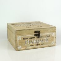Dřevěná lékárnička Pharmacie 20x20x9,5cm