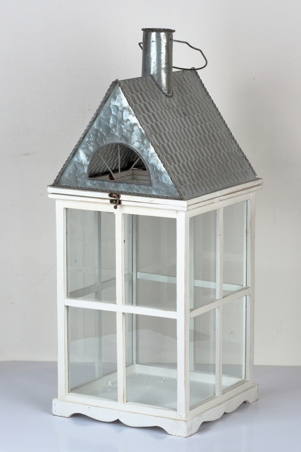Dřevěná lucerna bílý domeček 45cm