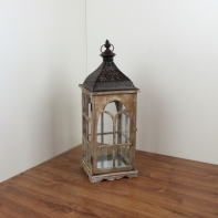 Dřevěná lucerna s kovovou stříškou 58cm