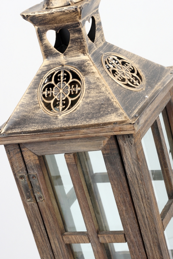 Dřevěná lucerna s kovovou zlatou střechou 60cm