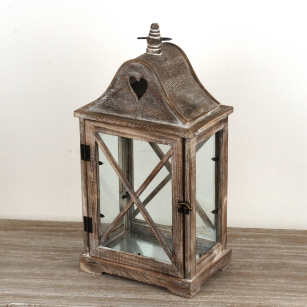 Dřevěná lucerna se srdcem 52cm