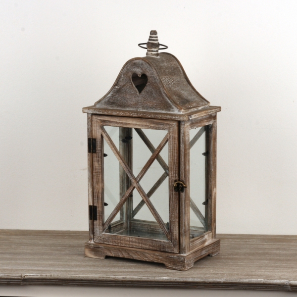 Dřevěná lucerna se srdcem 52cm