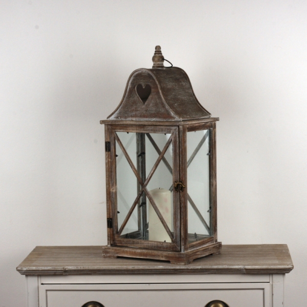 Dřevěná lucerna se srdcem 72cm