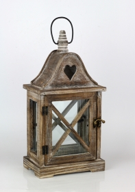 Dřevěná lucerna se srdcem ve stříšce 37cm