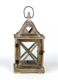 Dřevěná lucerna se srdcem ve stříšce 37cm