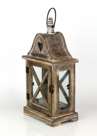 Dřevěná lucerna se srdcem ve stříšce 37cm