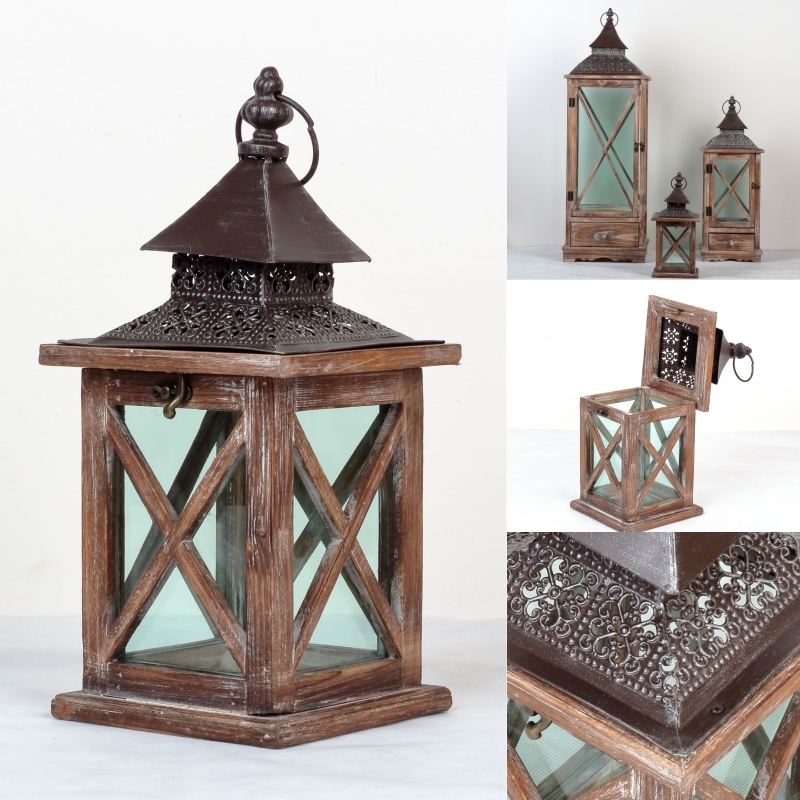 Dřevěná lucerna tmavá s kovovou stříškou 36cm