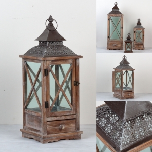 Dřevěná lucerna tmavá s kovovou stříškou 64cm