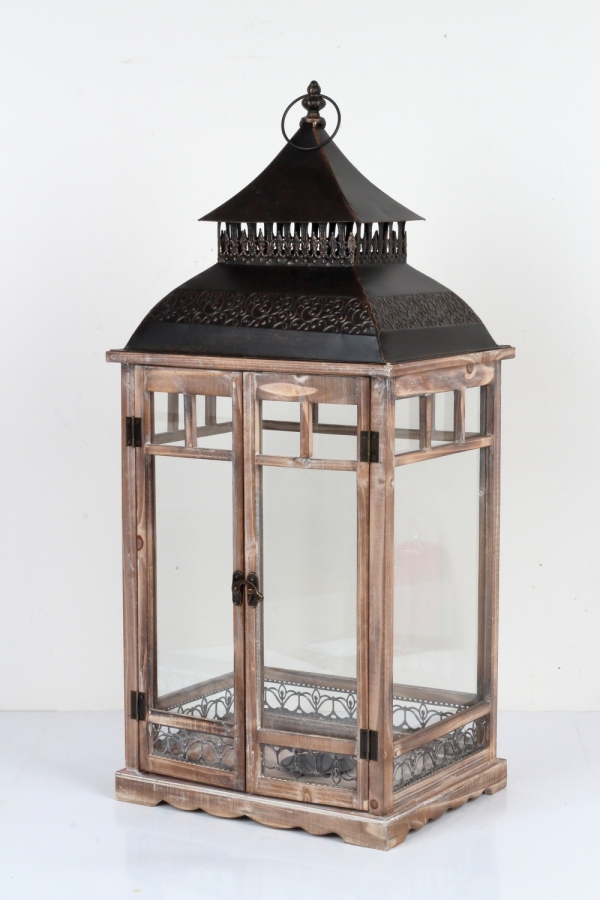 Dřevěná lucerna tmavě hnědá s kovovu stříškou 86cm