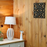 Dřevěná nástěnná dekorace 30x30cm