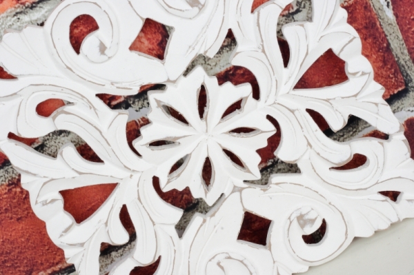 Dřevěná nástěnná dekorace bílá s patinou 30x30cm