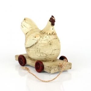 Dřevěná slepice na kolečkách 14x6x11cm