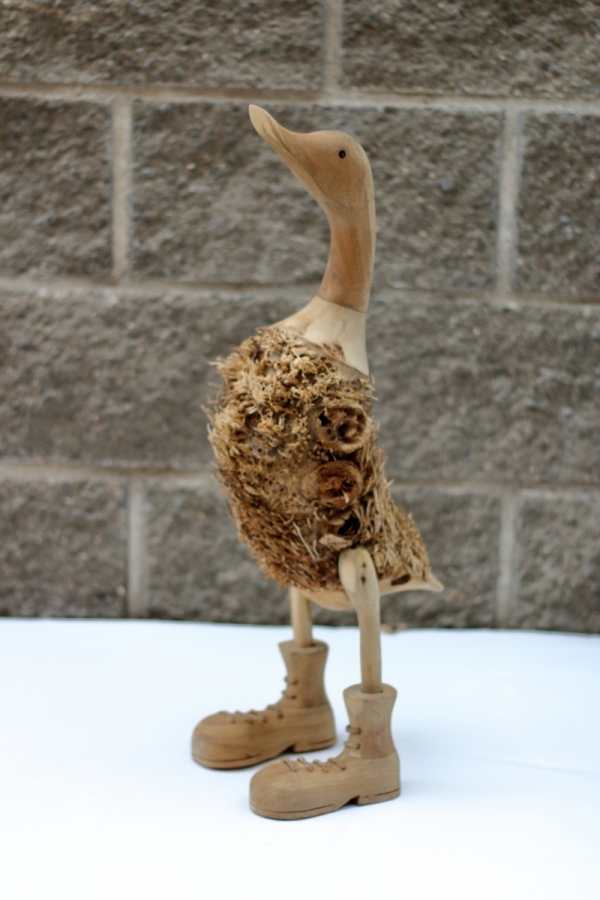 Dřevěná socha kačeny 60cm