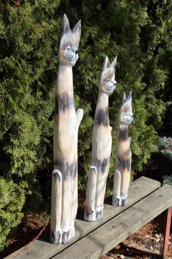 Dřevěná soška kočka mourovaná 100cm 