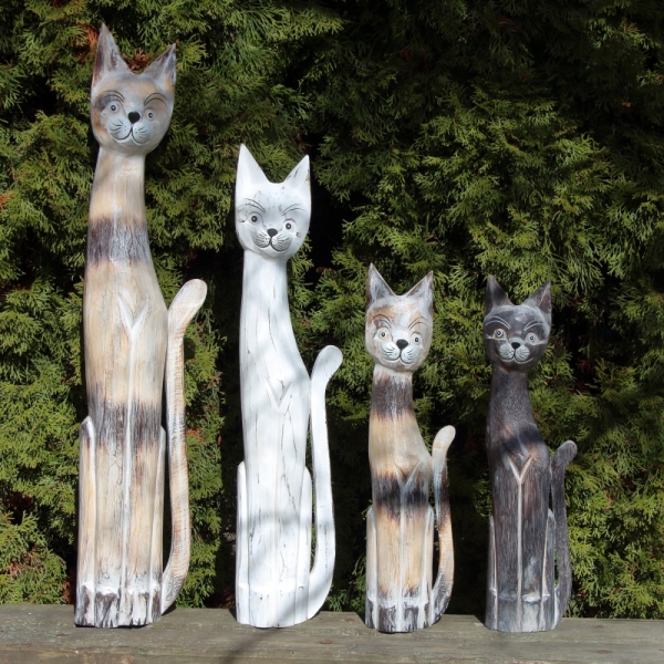Dřevěná soška kočka mourovaná 100cm 
