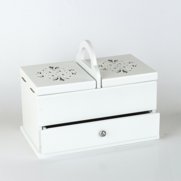 Dřevěná šperkovnice 23,5x30x17 cm