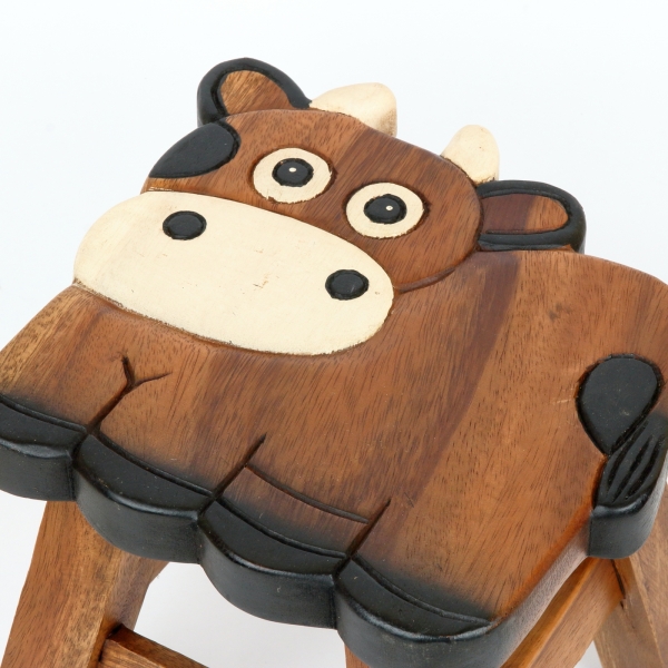 Dřevěná stolička kravička 26cm