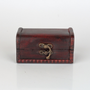 Dřevěná truhla 12x8x8cm