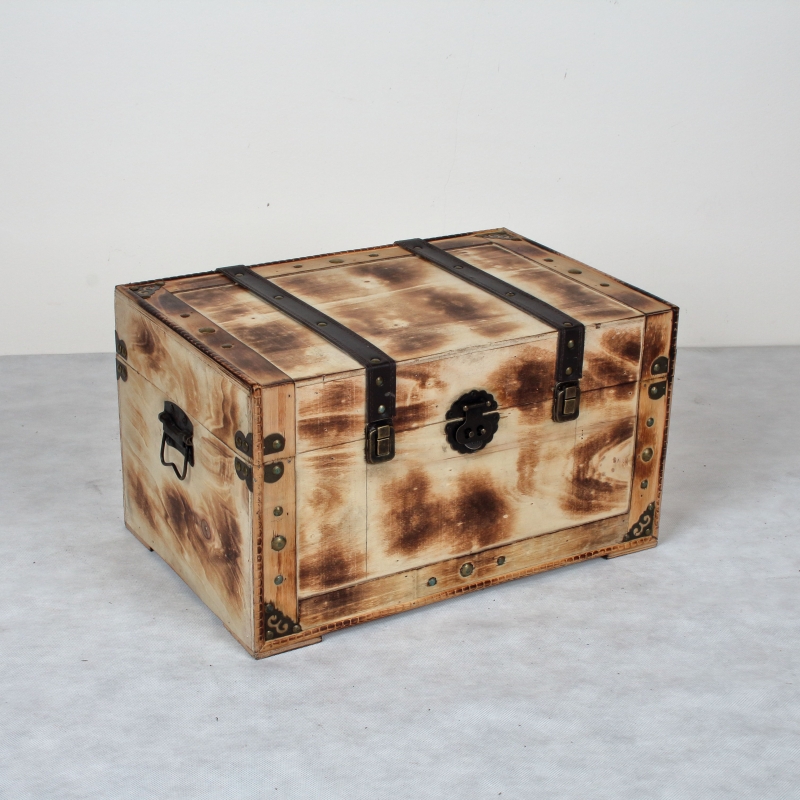 Dřevěná truhla 45x29,5x26cm