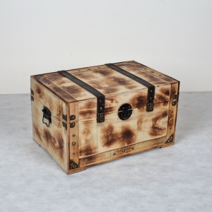 Dřevěná truhla 45x29,5x26cm