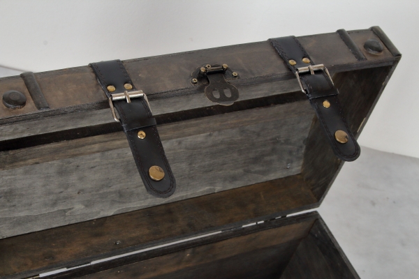 Dřevěná truhla 46x27x27cm