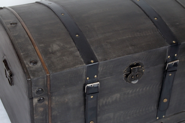 Dřevěná truhla 68x45x45cm