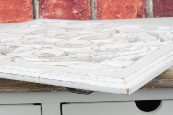 Dřevěná vyřezávaná dekorace ornament 30x30cm