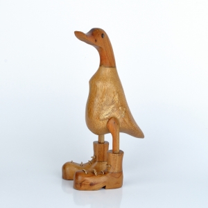 Dřevěná zahradní dekorace kachna malá lakovaná (typ B) 25cm