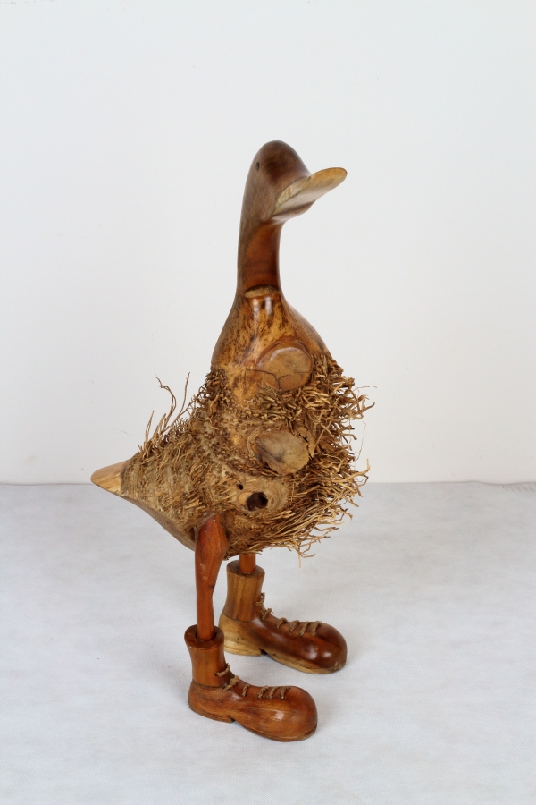Dřevěná zahradní dekorace kachna střapatá 65cm
