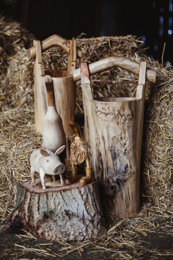 Dřevěná zahradní dekorace prase 25x15cm