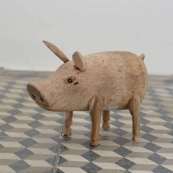 Dřevěná zahradní dekorace prase 25x15cm