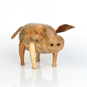 Dřevěná zahradní dekorace prase holé lakované (typ A) 18x15cm